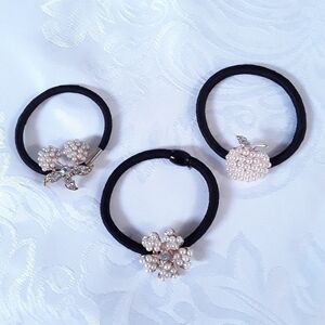 NWOT Pearl & Crystal Decorative Hair Bands\Bracelet (Sold Separately)